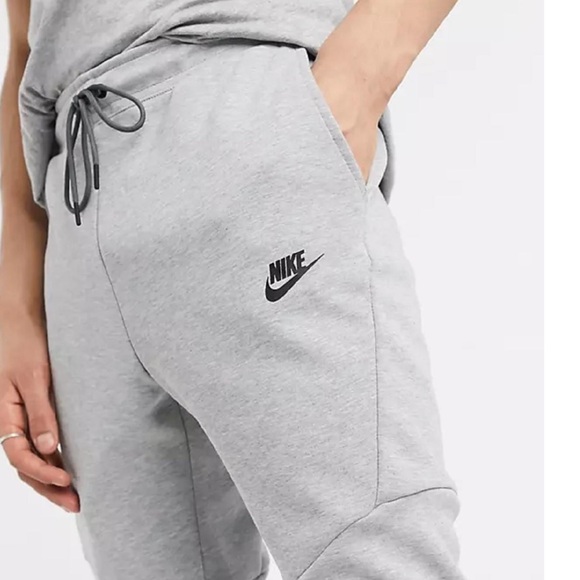 NIKE Men's Sportswear Tech Fleece Joggers Size L - Picture 3 of 14